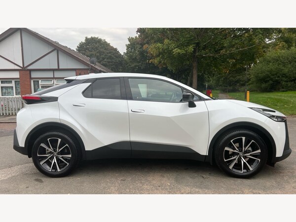Used Toyota C-HR 2024 for sale - 76084602: Photo 18