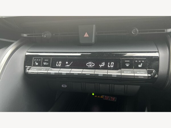 Used Toyota C-HR 2024 for sale - 76084602: Photo 24
