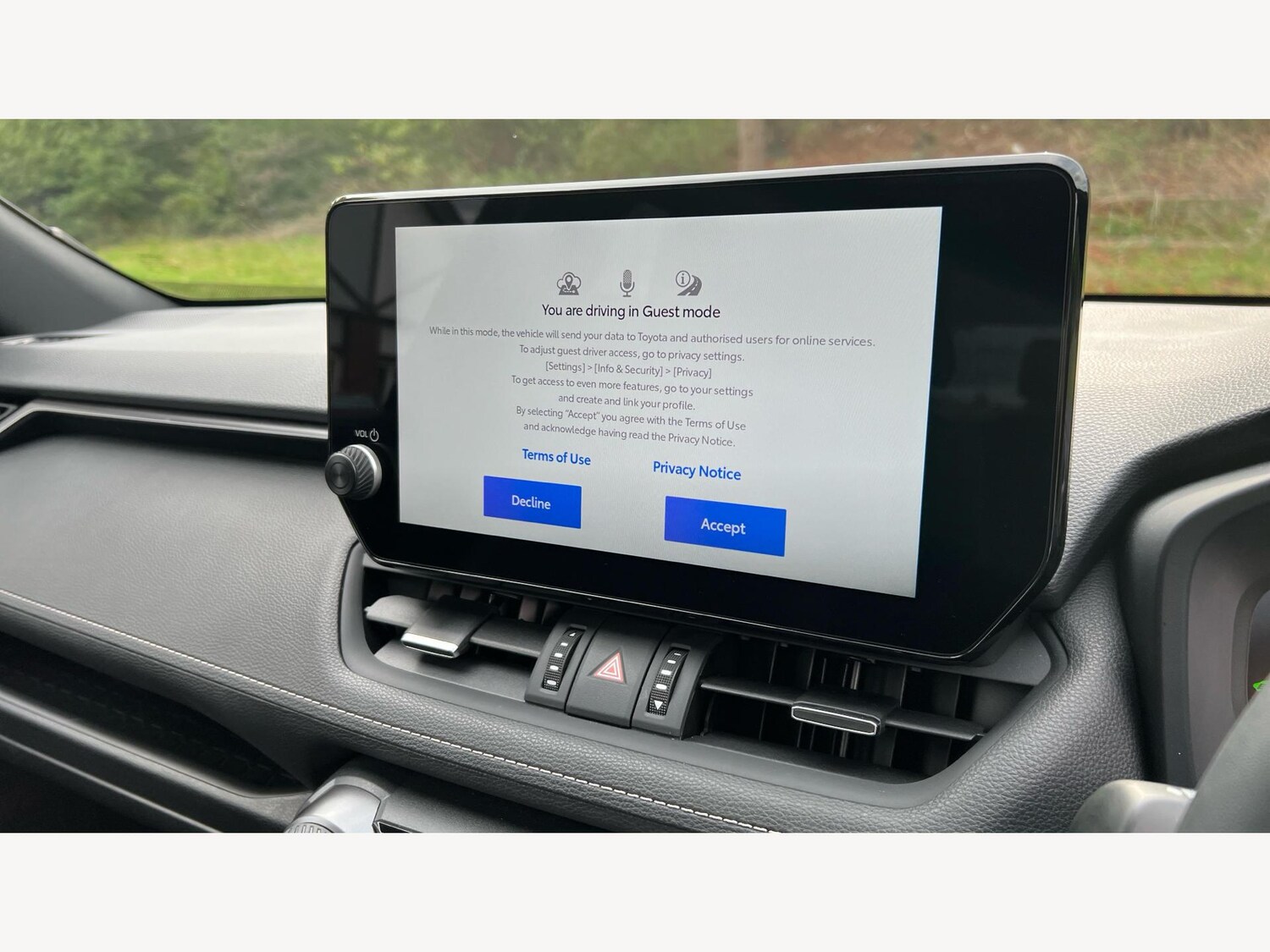 Used Toyota RAV4 2025 for sale - 75884838: Photo 9