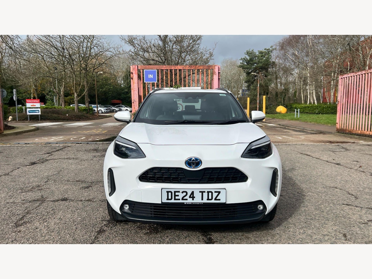 Used Toyota Yaris Cross 2024 for sale - 77645775: Photo 17