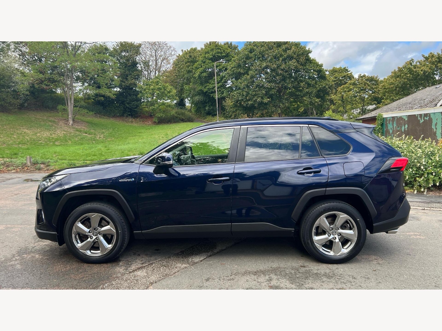 Used Toyota RAV4 2021 for sale - 76457288: Photo 19