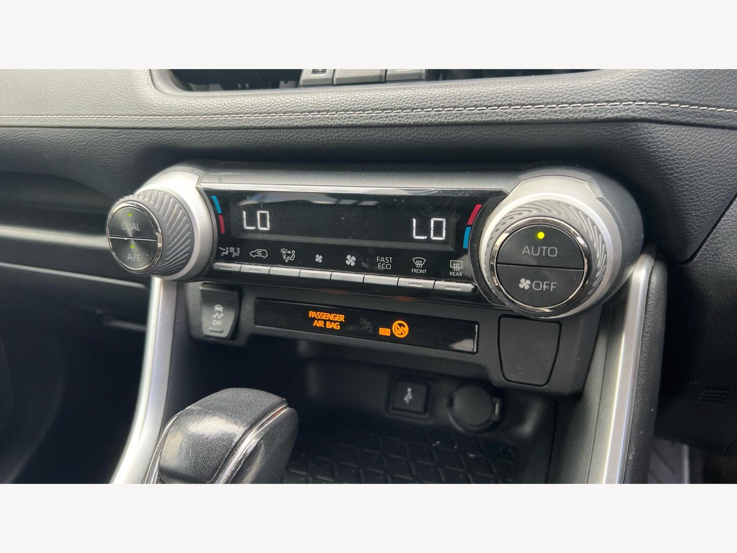 Used Toyota RAV4 2021 for sale - 76457288: Photo 22