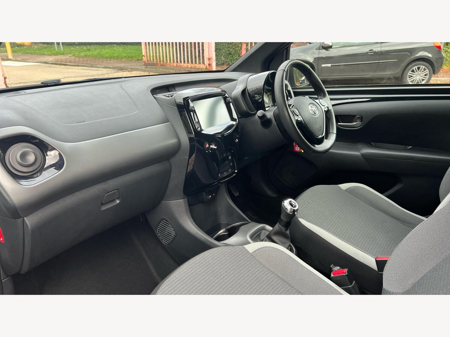 Used Toyota AYGO 2021 for sale - 76456686: Photo 12