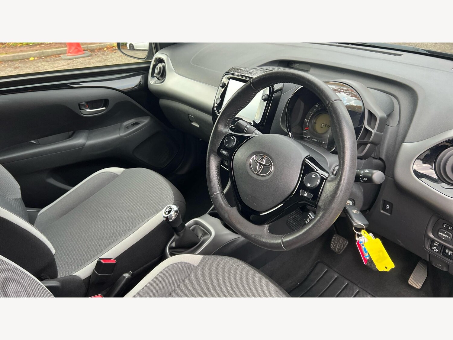 Used Toyota AYGO 2021 for sale - 76456686: Photo 13