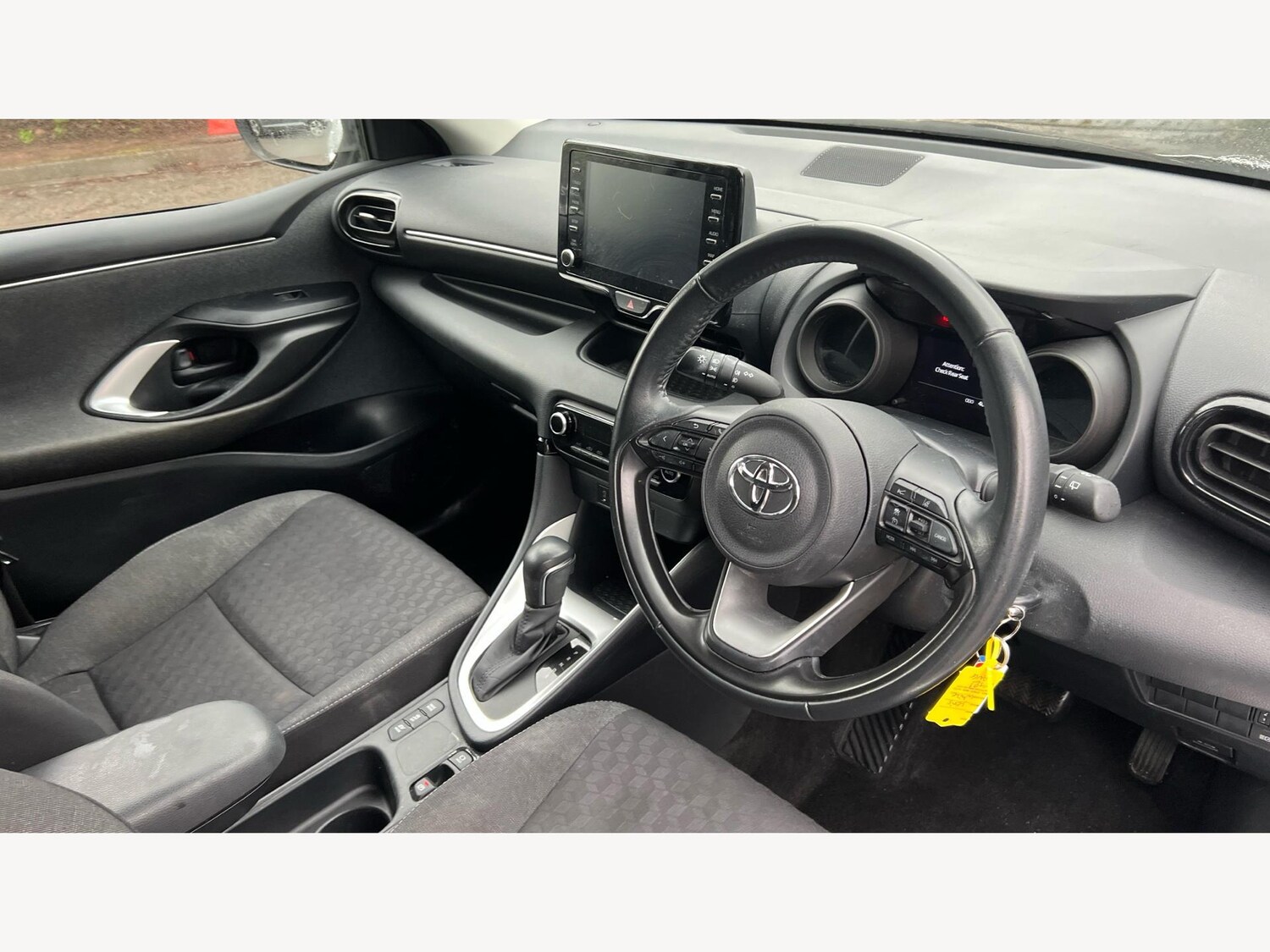 Used Toyota Yaris 2021 for sale - 77646030: Photo 13