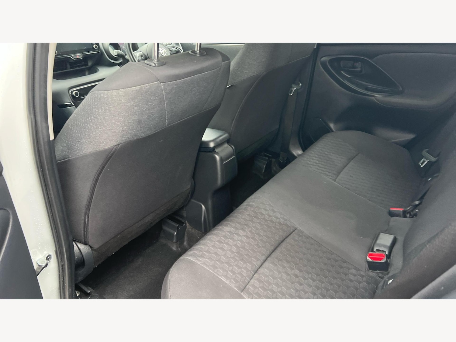 Used Toyota Yaris 2021 for sale - 77646030: Photo 15