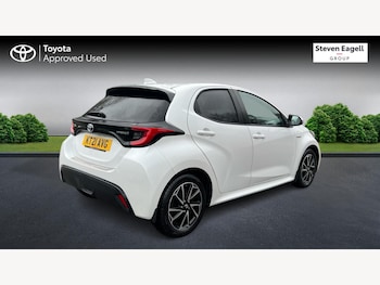 Used Toyota Yaris 2021 for sale - 77646030: Photo
