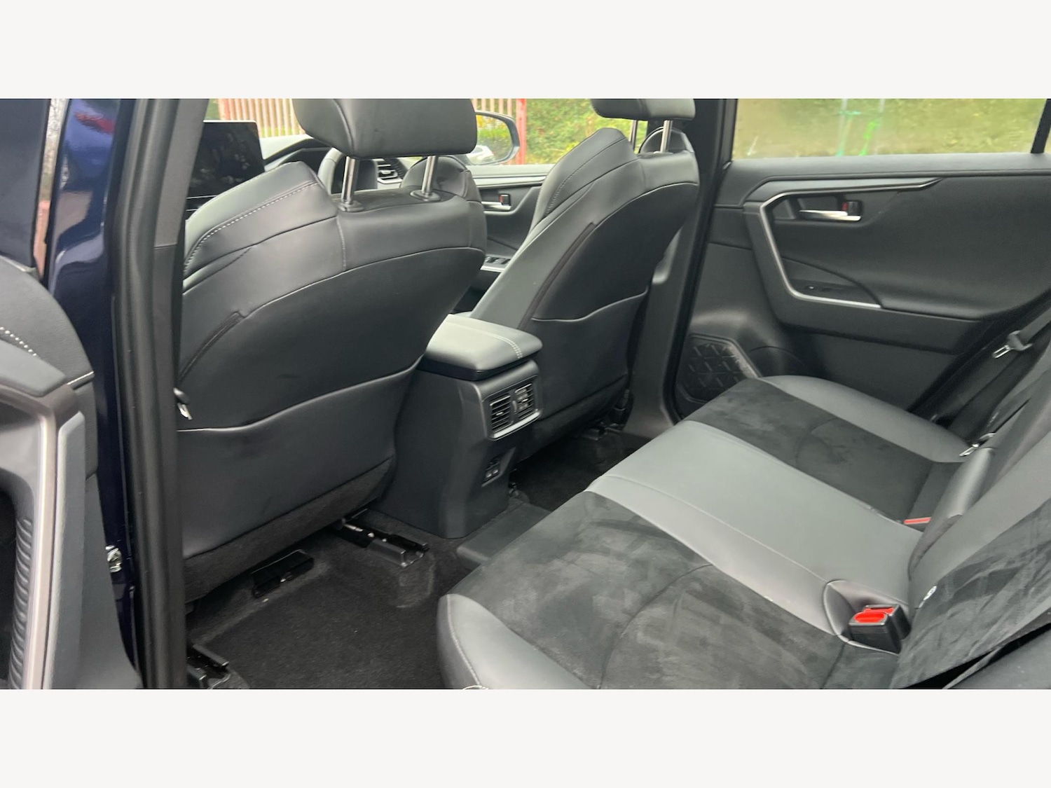 Used Toyota RAV4 2025 for sale - 76456715: Photo 15