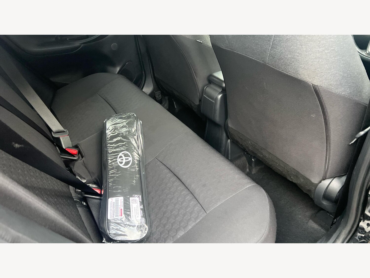 Used Toyota Yaris for sale - 76997721: Photo 14