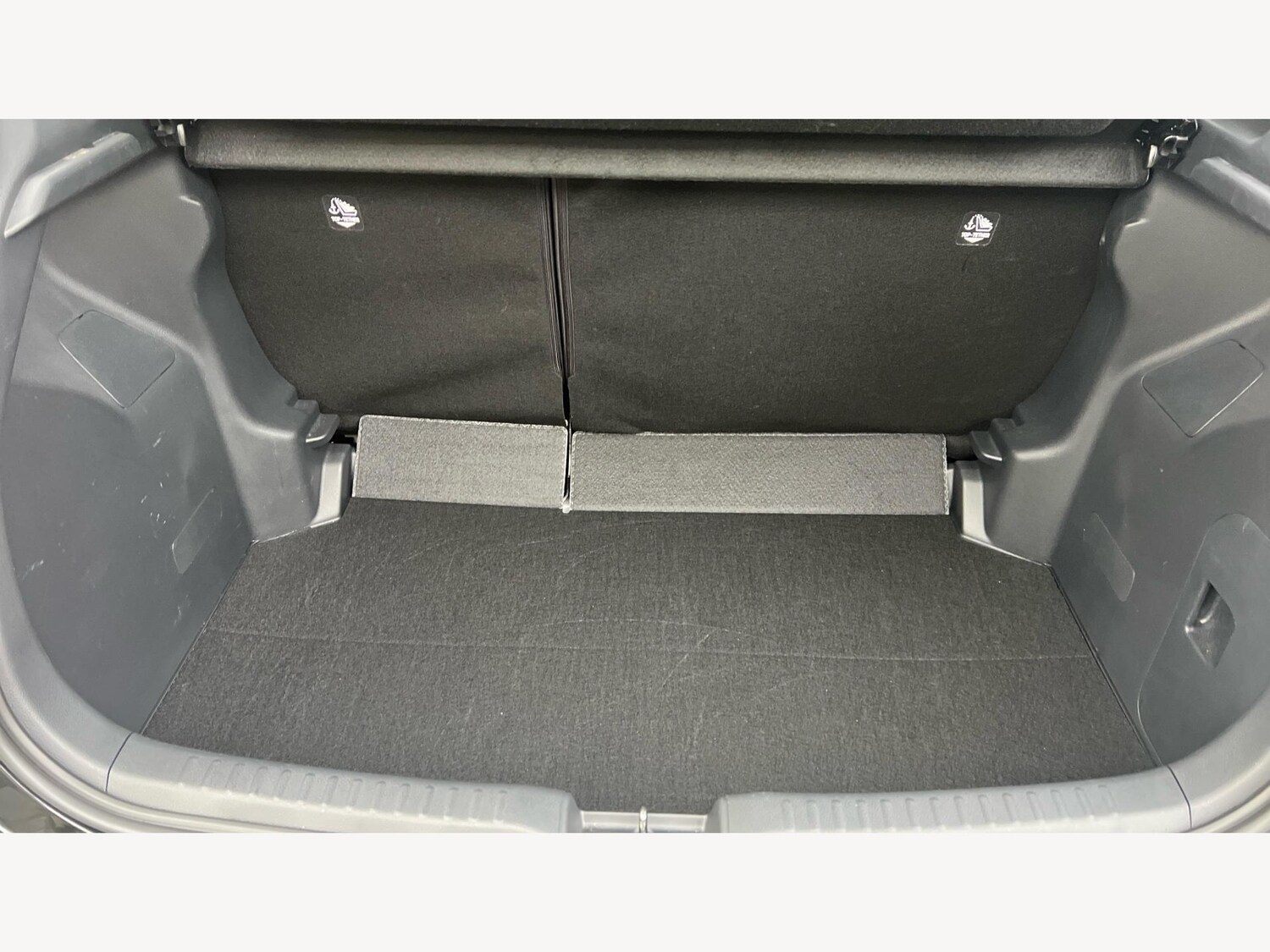 Used Toyota Yaris for sale - 76997721: Photo 16