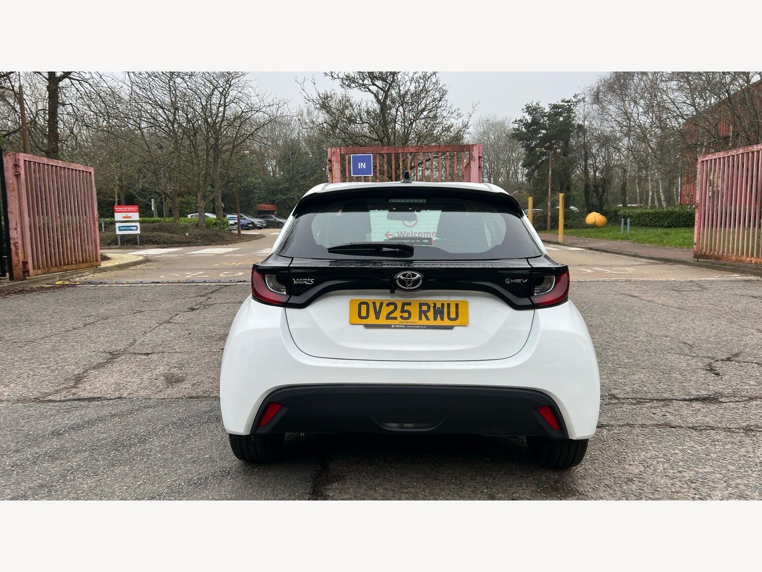 Used Toyota Yaris for sale - 77852776: Photo 21