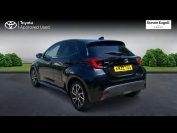 Used Toyota Yaris 2022 for sale - 74704760: Photo