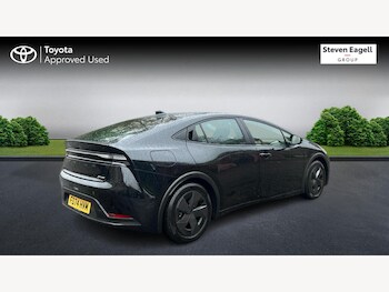 Used Toyota Prius 2024 for sale - 77315444: Photo