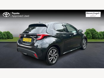 Used Toyota Yaris 2023 for sale - 75866775: Photo