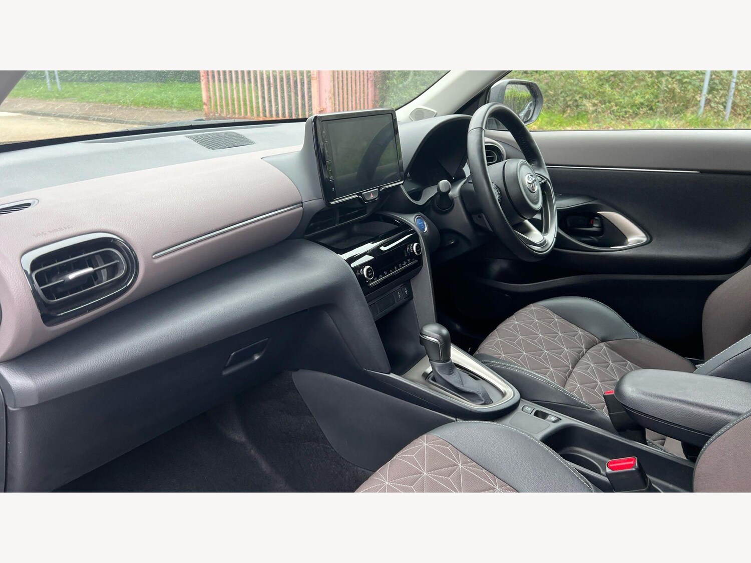 Used Toyota Yaris Cross for sale - 77807692: Photo 12