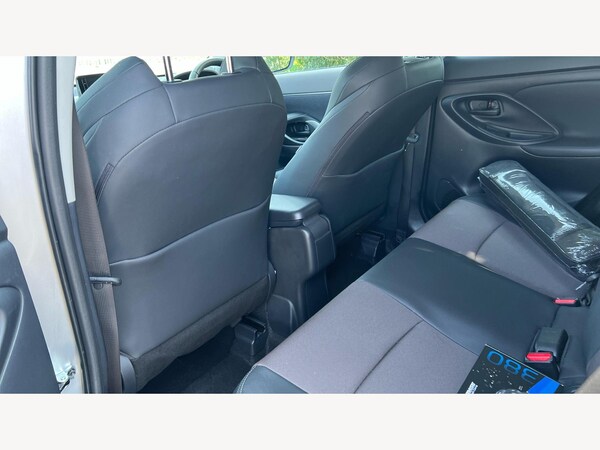 Used Toyota Yaris Cross 2023 for sale - 74704855: Photo 15