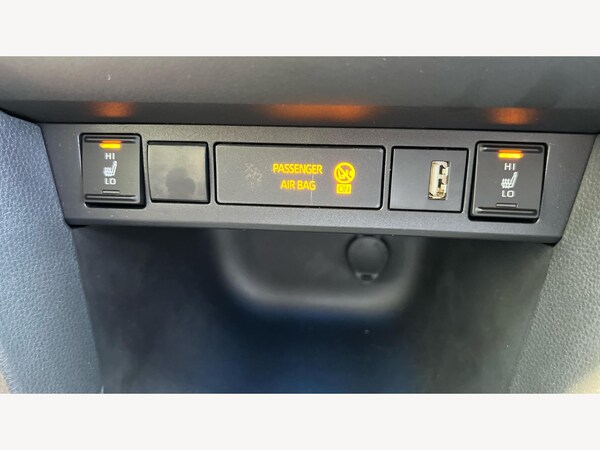 Used Toyota Yaris Cross 2023 for sale - 74704855: Photo 22