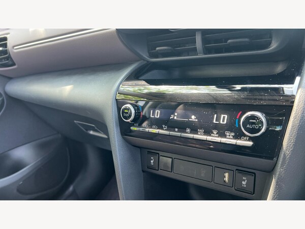 Used Toyota Yaris Cross 2023 for sale - 74704855: Photo 26