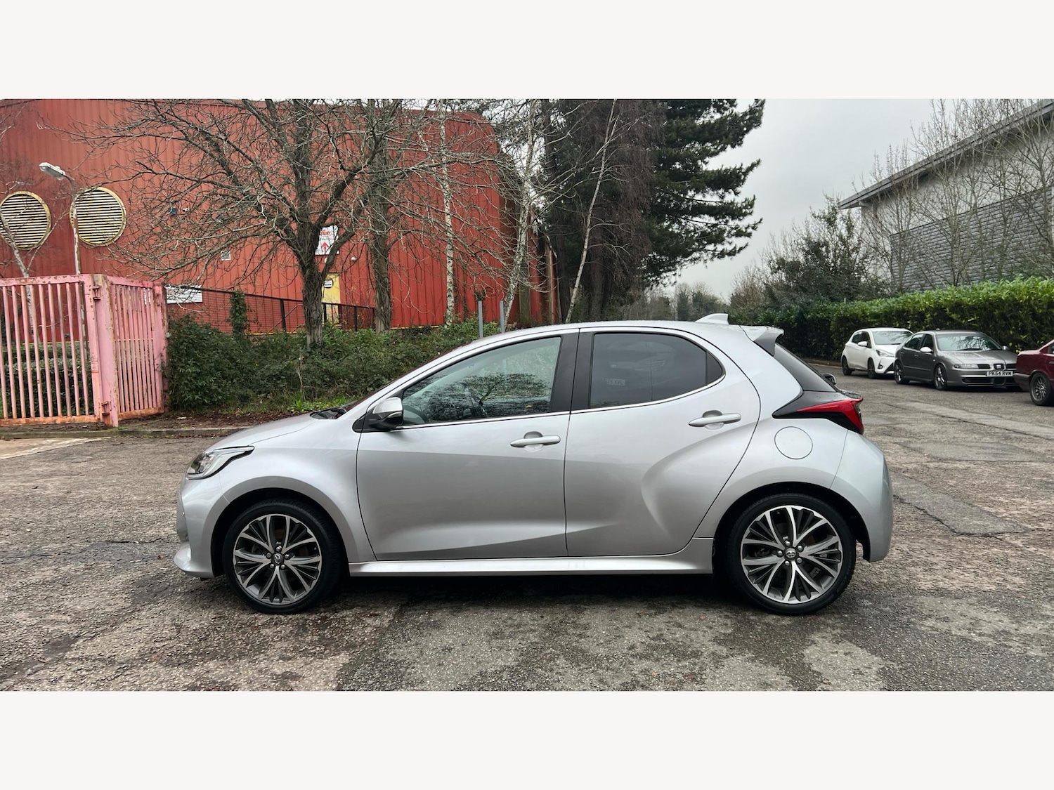 Used Toyota Yaris 2022 for sale - 77291407: Photo 19