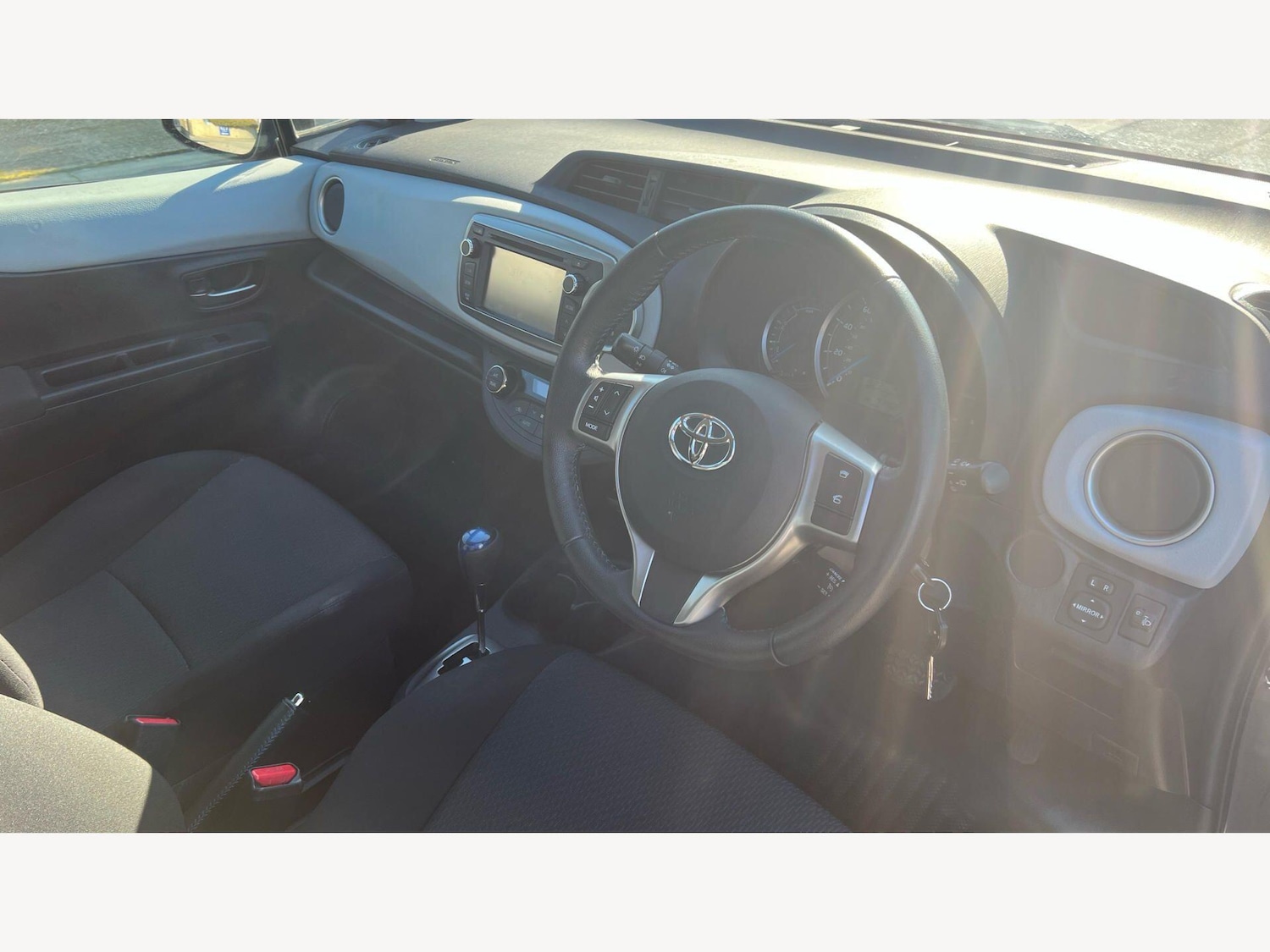 Used Toyota Yaris 2014 for sale - 78100903: Photo 13