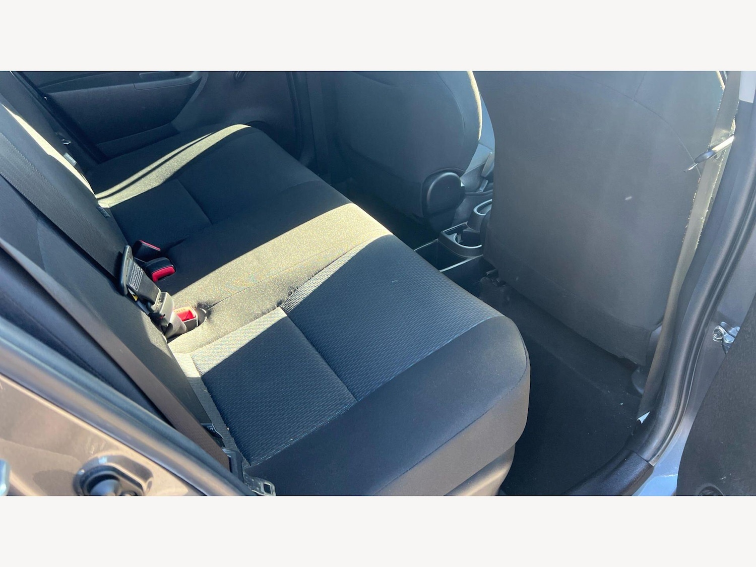 Used Toyota Yaris 2014 for sale - 78100903: Photo 14