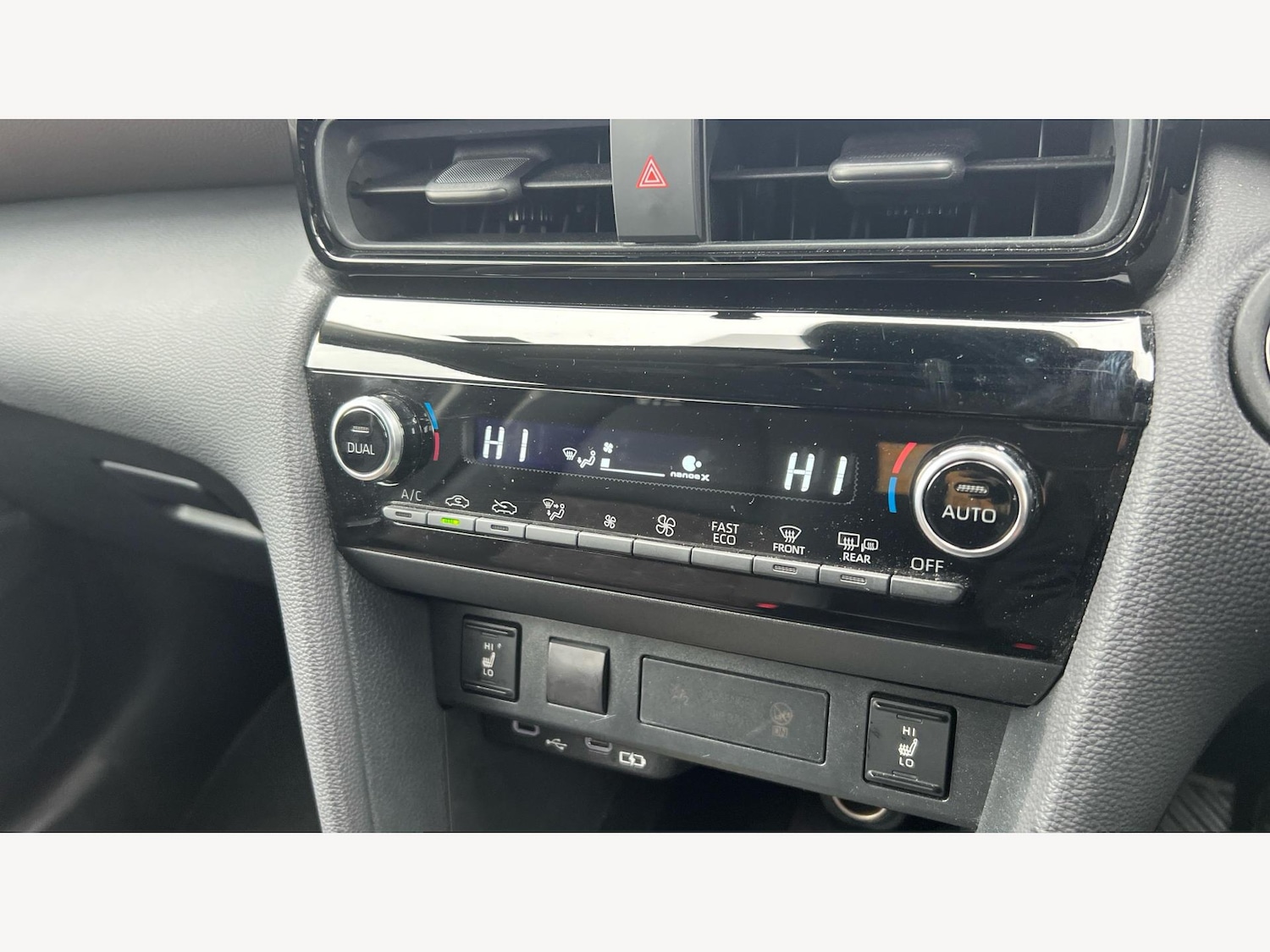 Used Toyota Yaris Cross 2024 for sale - 76425862: Photo 25