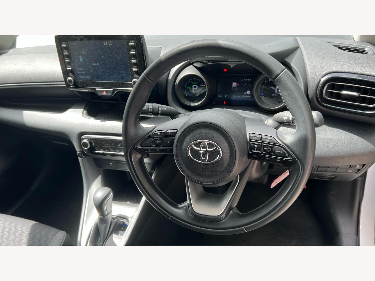 Used Toyota Yaris 2023 for sale - 78101237: Photo 10