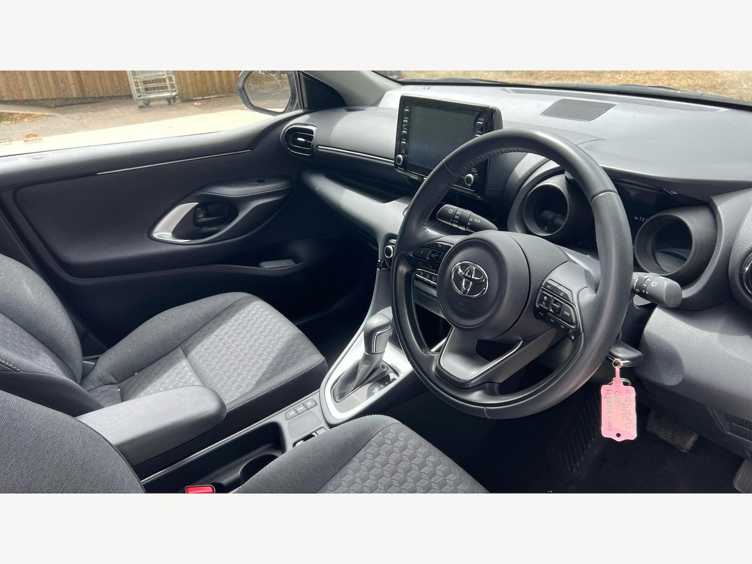 Used Toyota Yaris 2023 for sale - 78101237: Photo 13