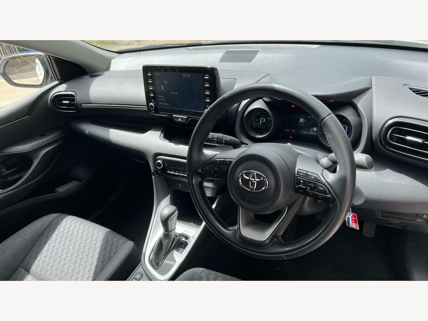 Used Toyota Yaris 2023 for sale - 78101237: Photo 7