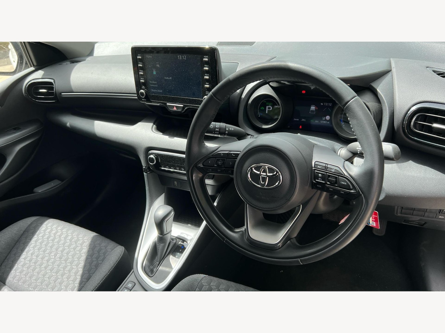 Used Toyota Yaris 2023 for sale - 78101237: Photo 8