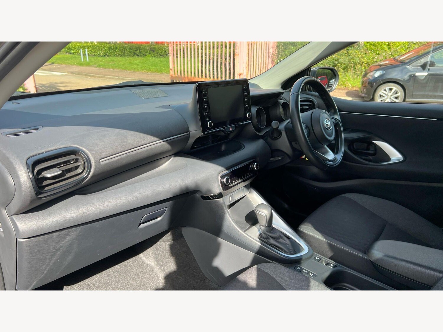 Used Toyota Yaris for sale - 77939864: Photo 12