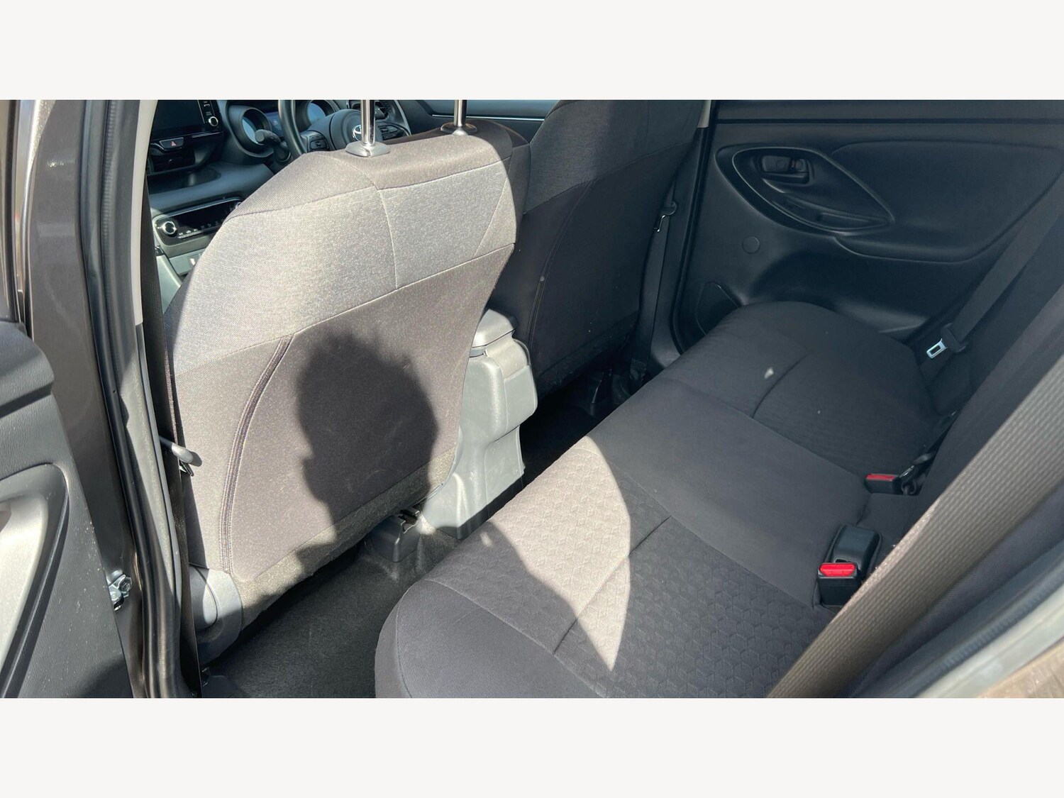 Used Toyota Yaris for sale - 77939864: Photo 15