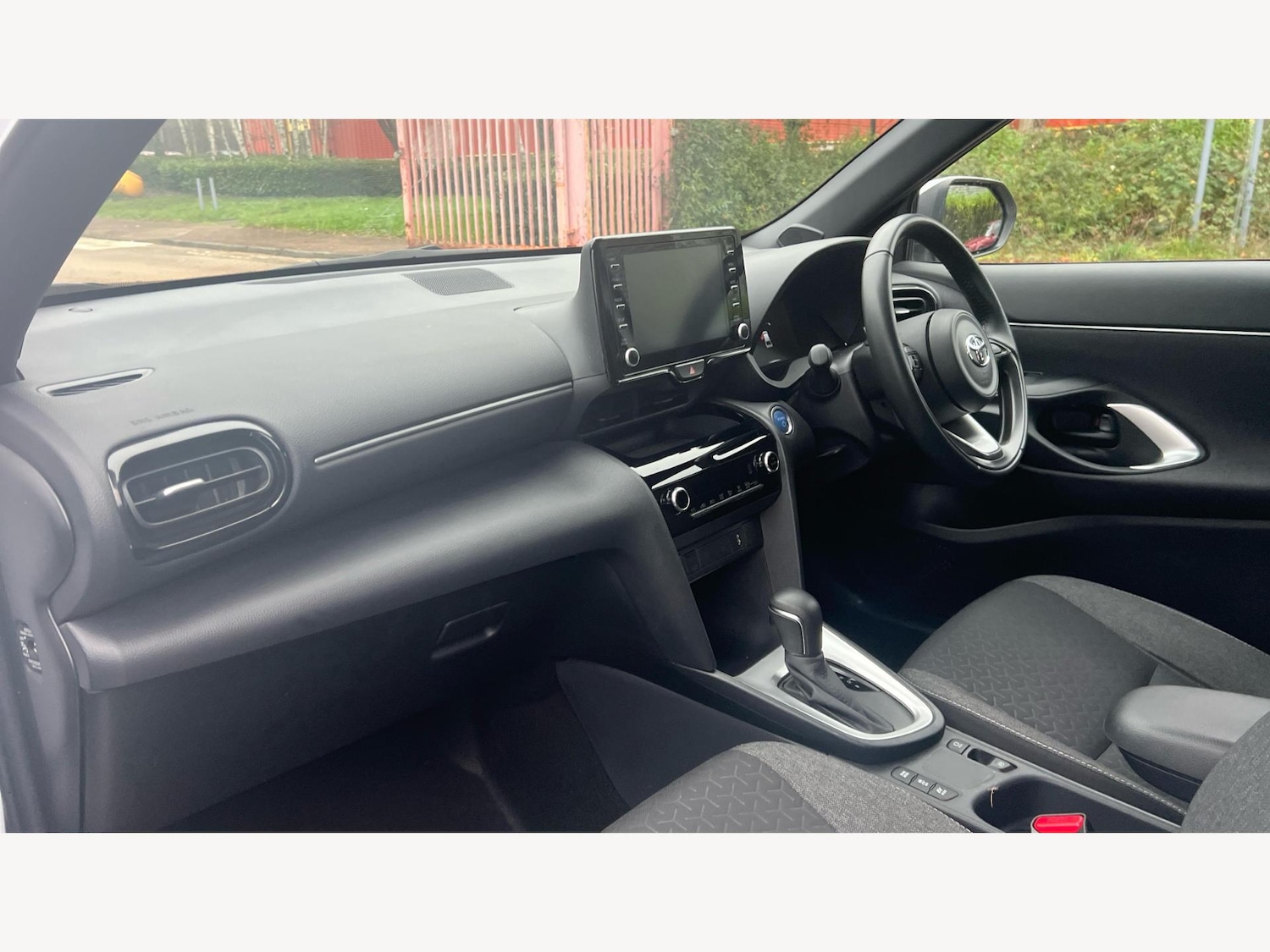 Used Toyota Yaris Cross 2023 for sale - 77120878: Photo 12