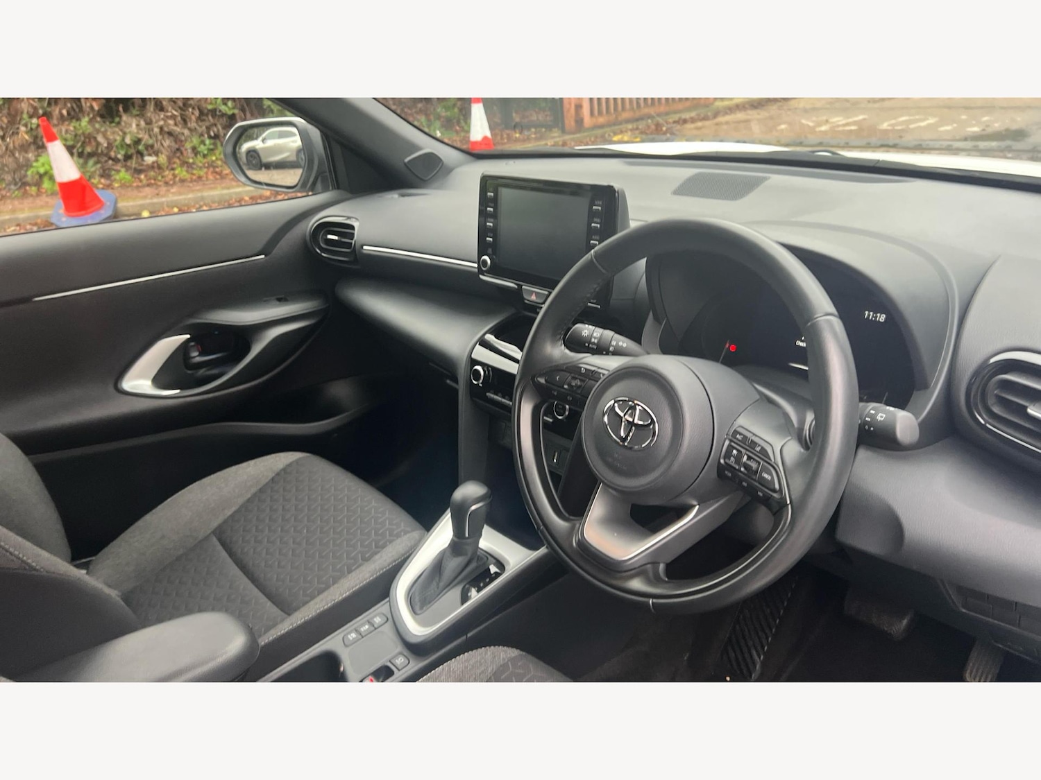 Used Toyota Yaris Cross 2023 for sale - 77120878: Photo 13