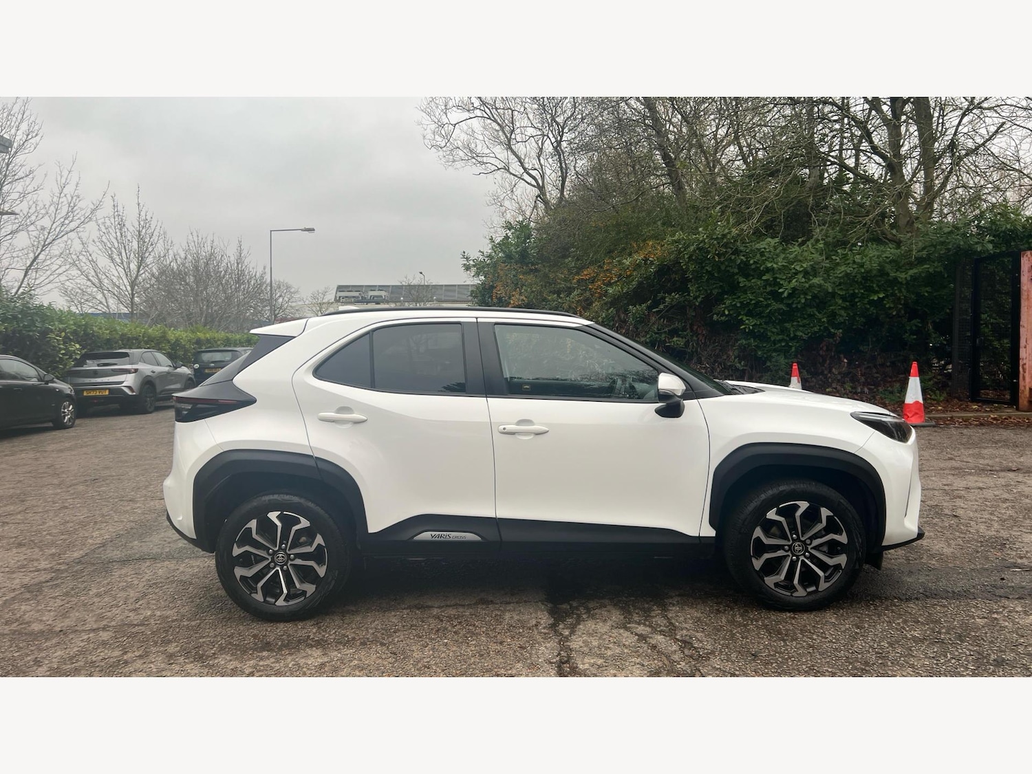 Used Toyota Yaris Cross 2023 for sale - 77120878: Photo 18