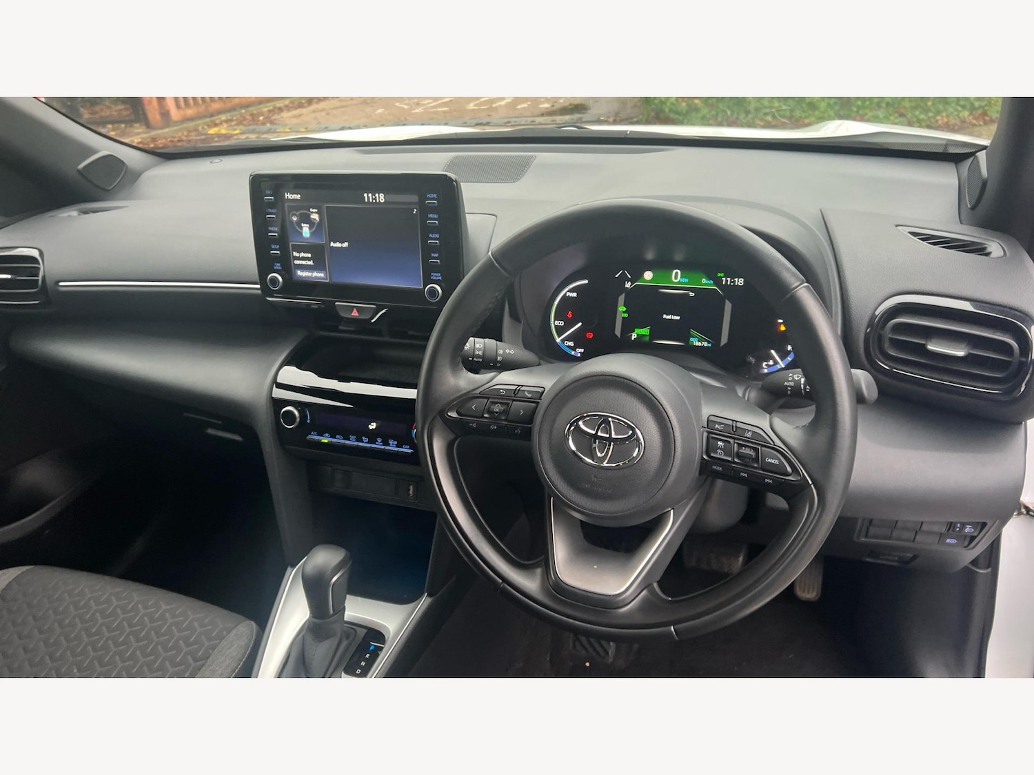 Used Toyota Yaris Cross 2023 for sale - 77120878: Photo 7