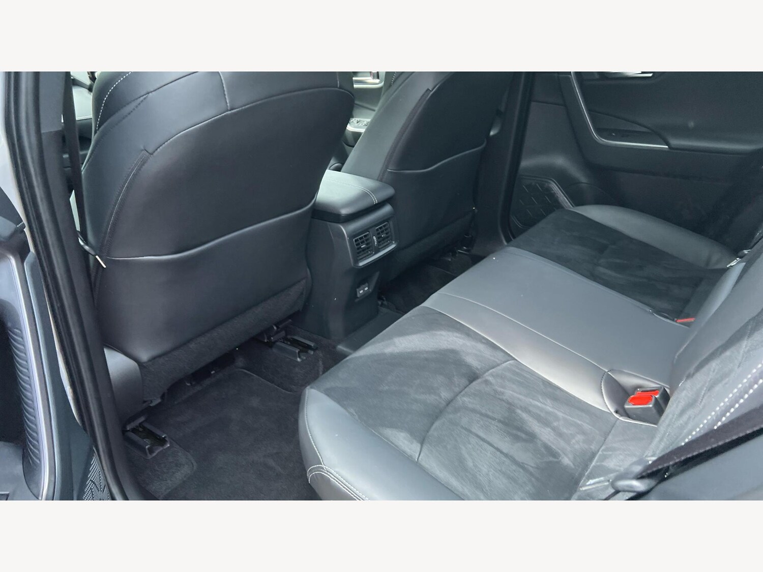 Used Toyota RAV4 for sale - 77854192: Photo 15