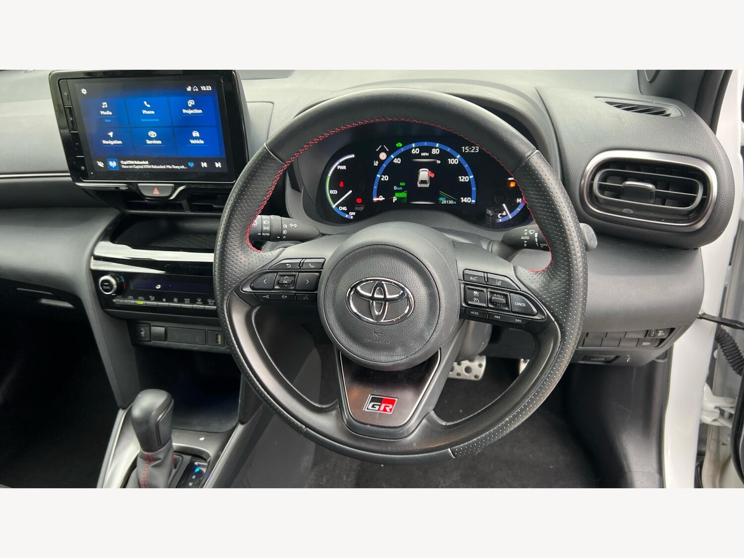 Used Toyota Yaris Cross 2024 for sale - 77278940: Photo 10