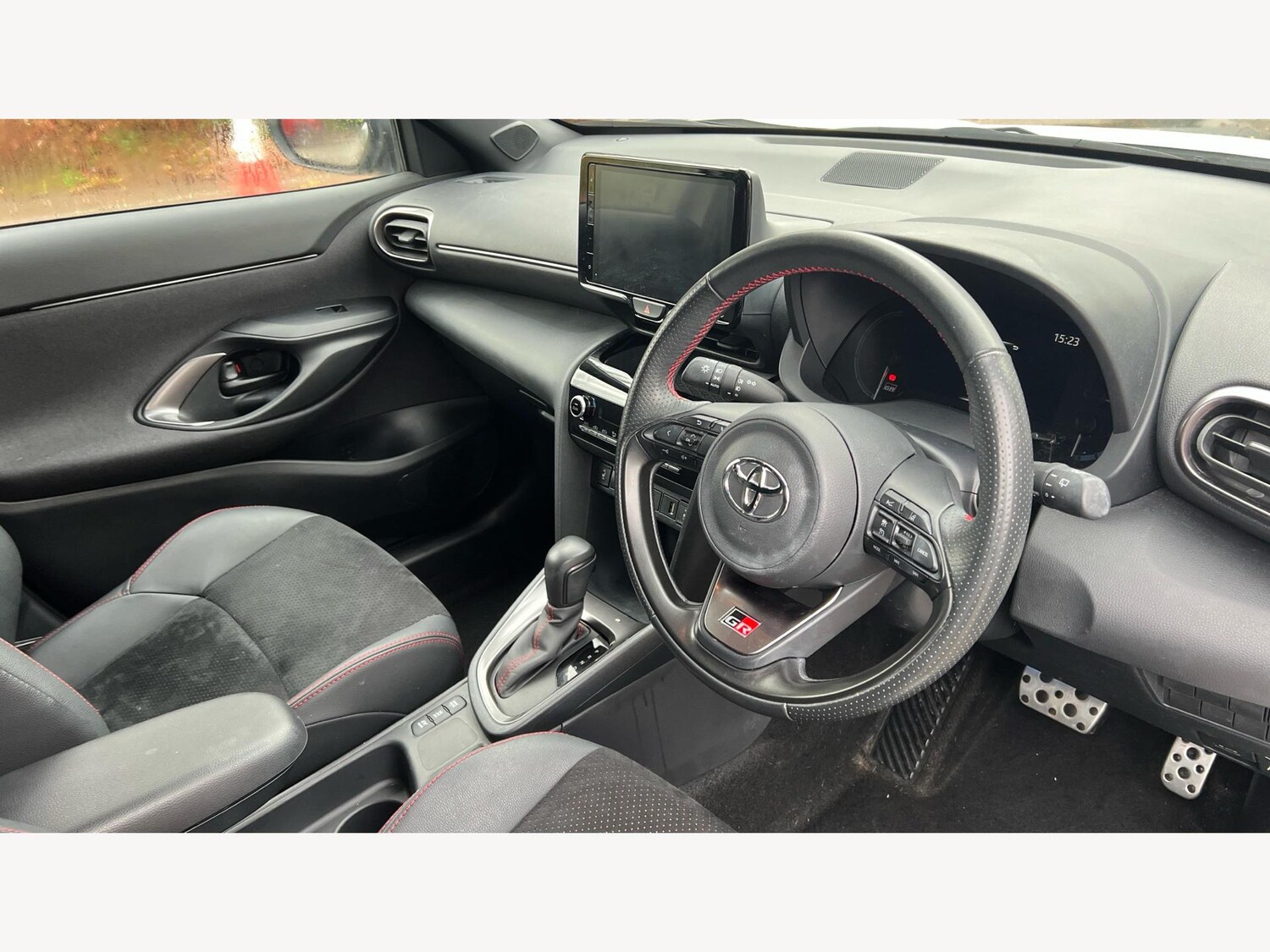 Used Toyota Yaris Cross 2024 for sale - 77278940: Photo 13