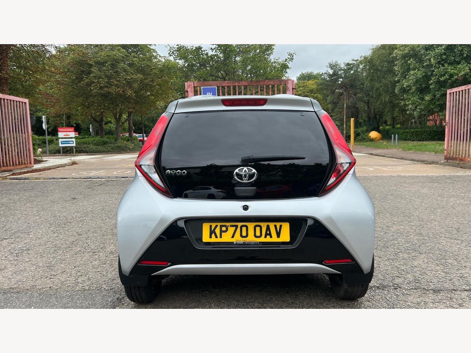 Vehicle 21