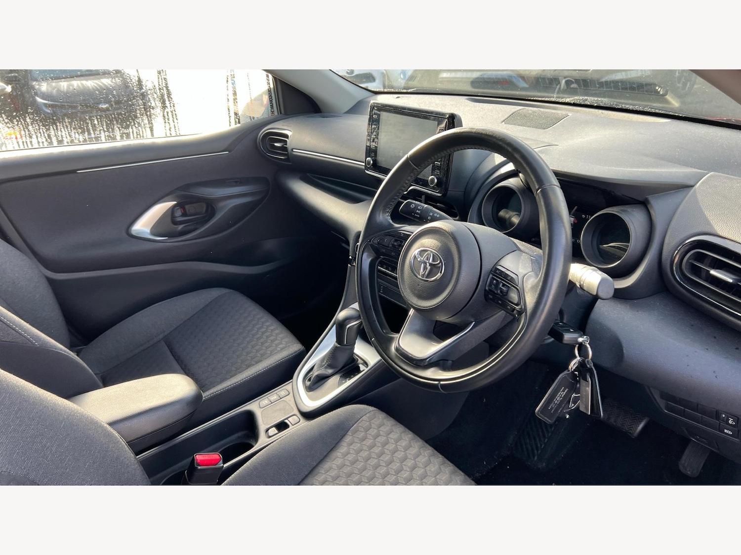 Used Toyota Yaris 2022 for sale - 77143603: Photo 13