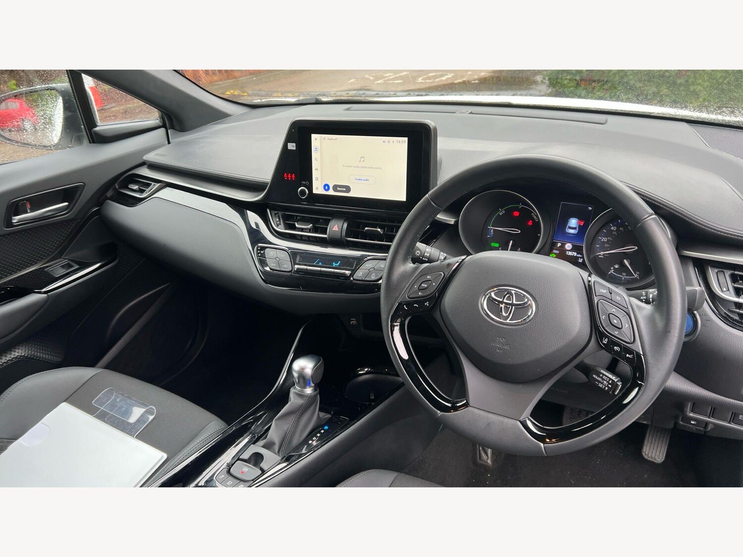 Used Toyota C-HR 2023 for sale - 77683528: Photo 7