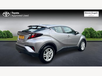 Used Toyota C-HR 2021 for sale - 75601335: Photo
