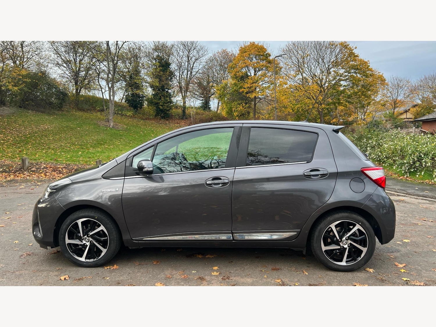 Used Toyota Yaris 2019 for sale - 76498423: Photo 19