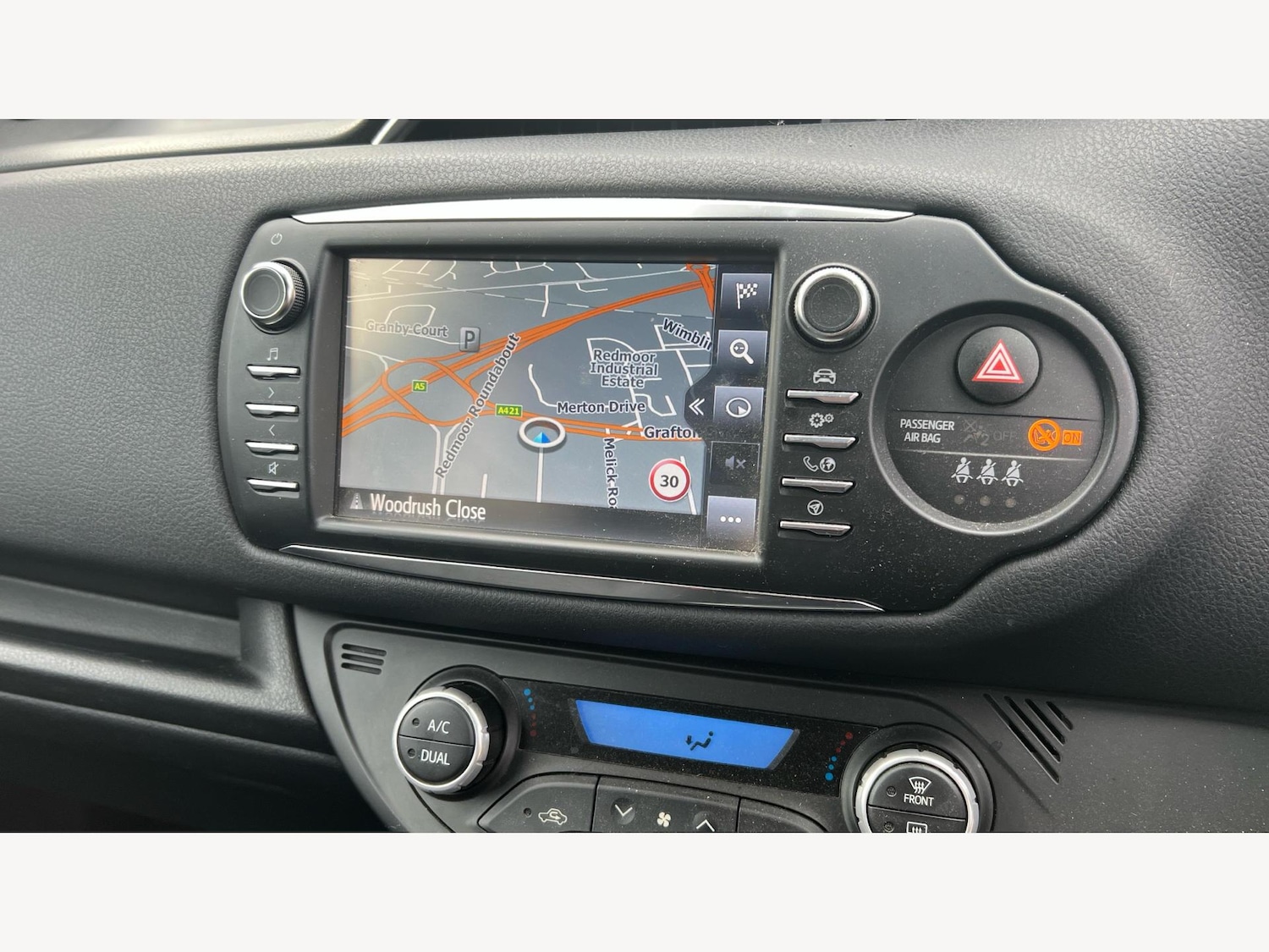 Used Toyota Yaris 2019 for sale - 76498423: Photo 9