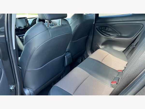 Used Toyota Yaris Cross 2024 for sale - 76239097: Photo 15