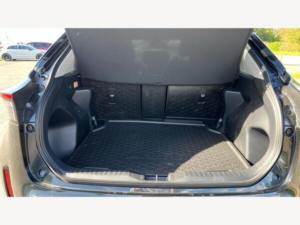Used Toyota Yaris Cross 2024 for sale - 76239097: Photo 16