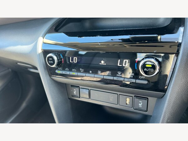 Used Toyota Yaris Cross 2024 for sale - 76239097: Photo 24