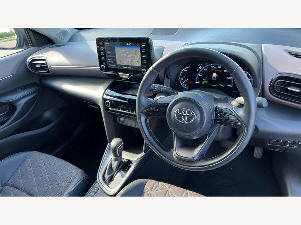 Used Toyota Yaris Cross 2024 for sale - 76239097: Photo 7