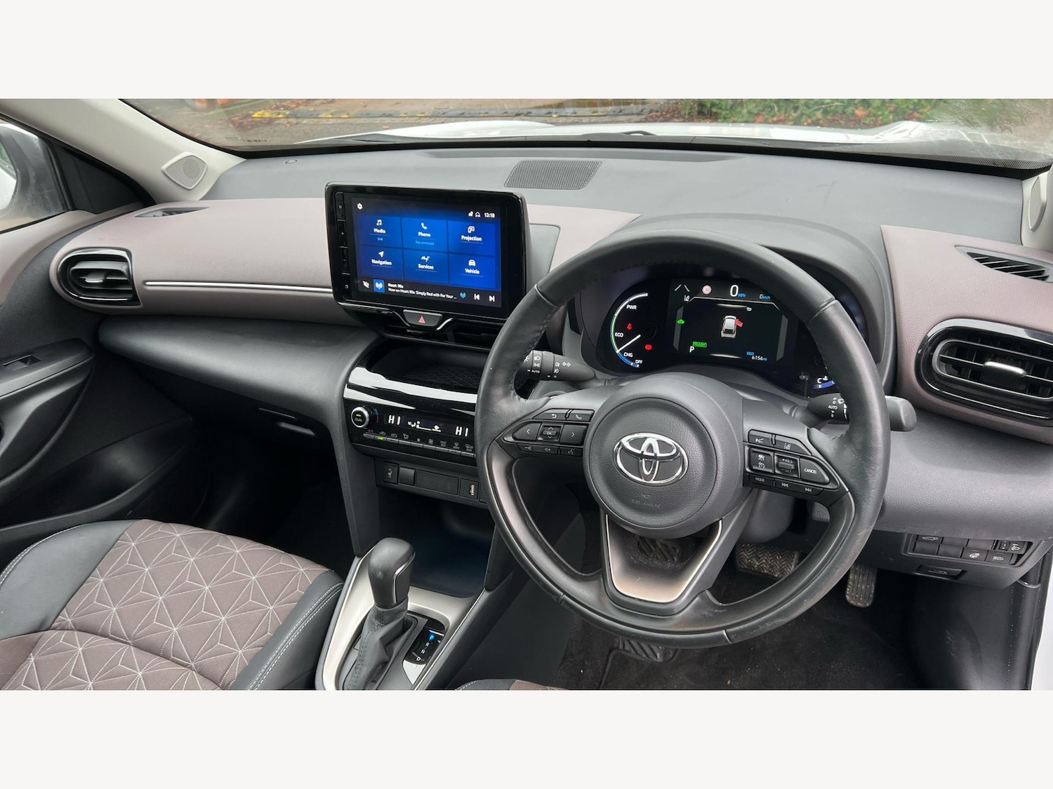 Used Toyota Yaris Cross 2022 for sale - 76613035: Photo 7